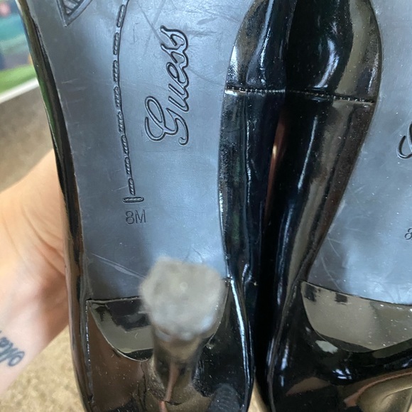 Guess Patent Leather Pumps - Picture 5 of 5